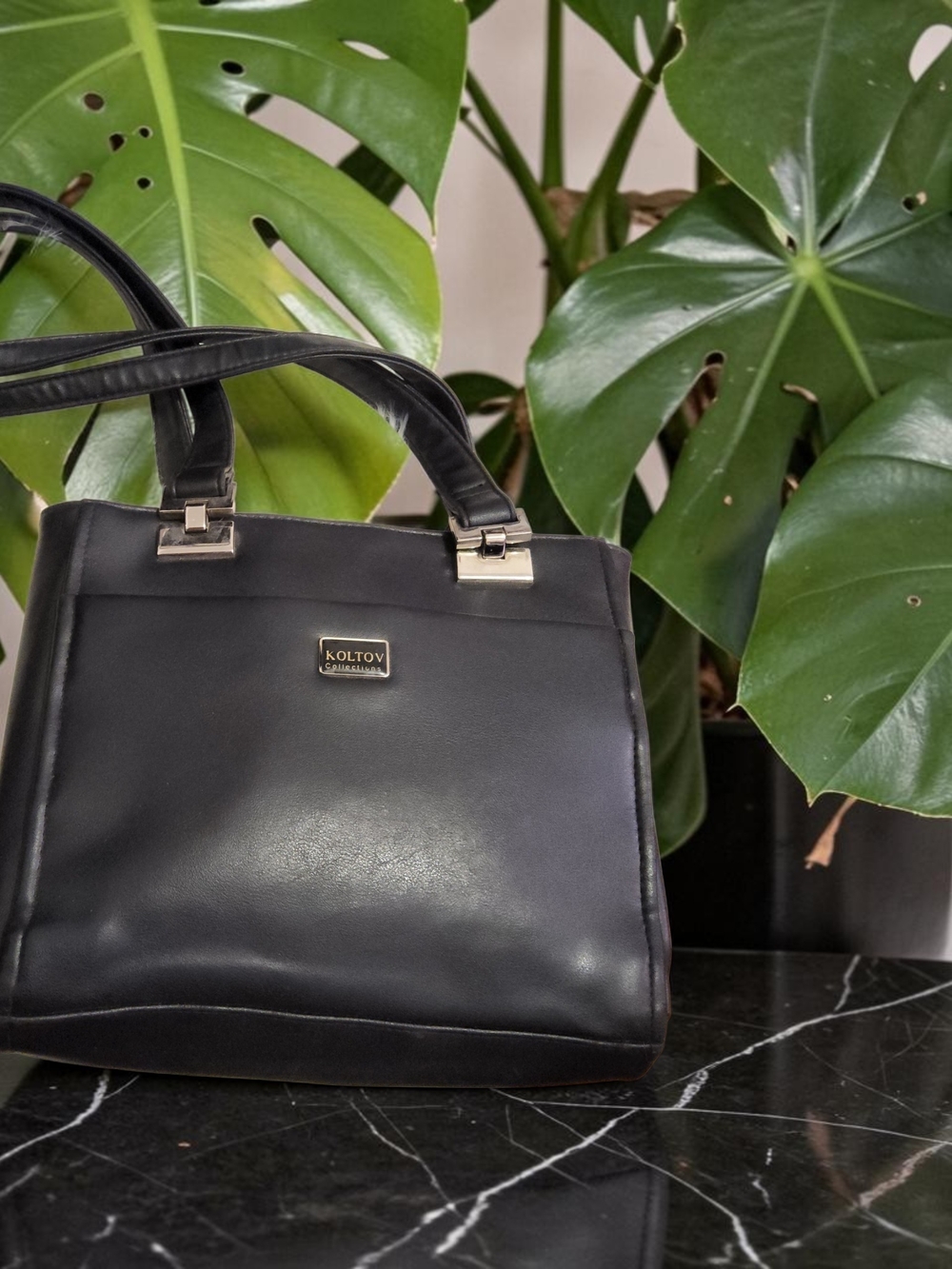 Kolton Classic Black Shoulder Bag